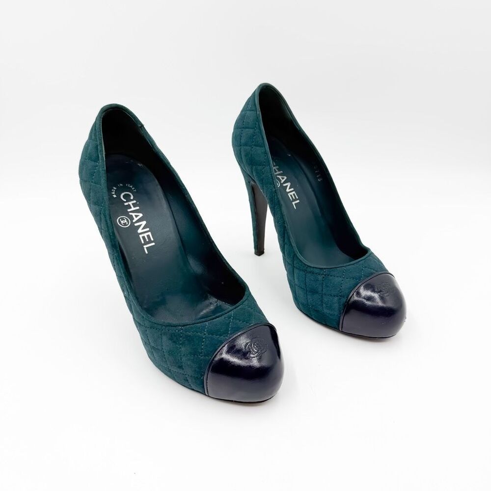 Chanel Teal Quilted Suede Cap Toe Pumps CC Logo Stiletto Heels EU 38